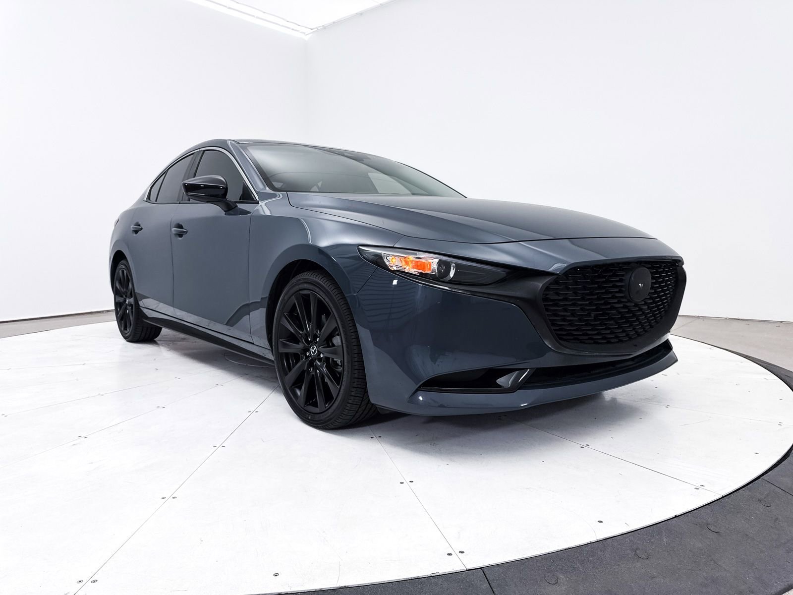 Used 2023 MAZDA MAZDA3 s image 13