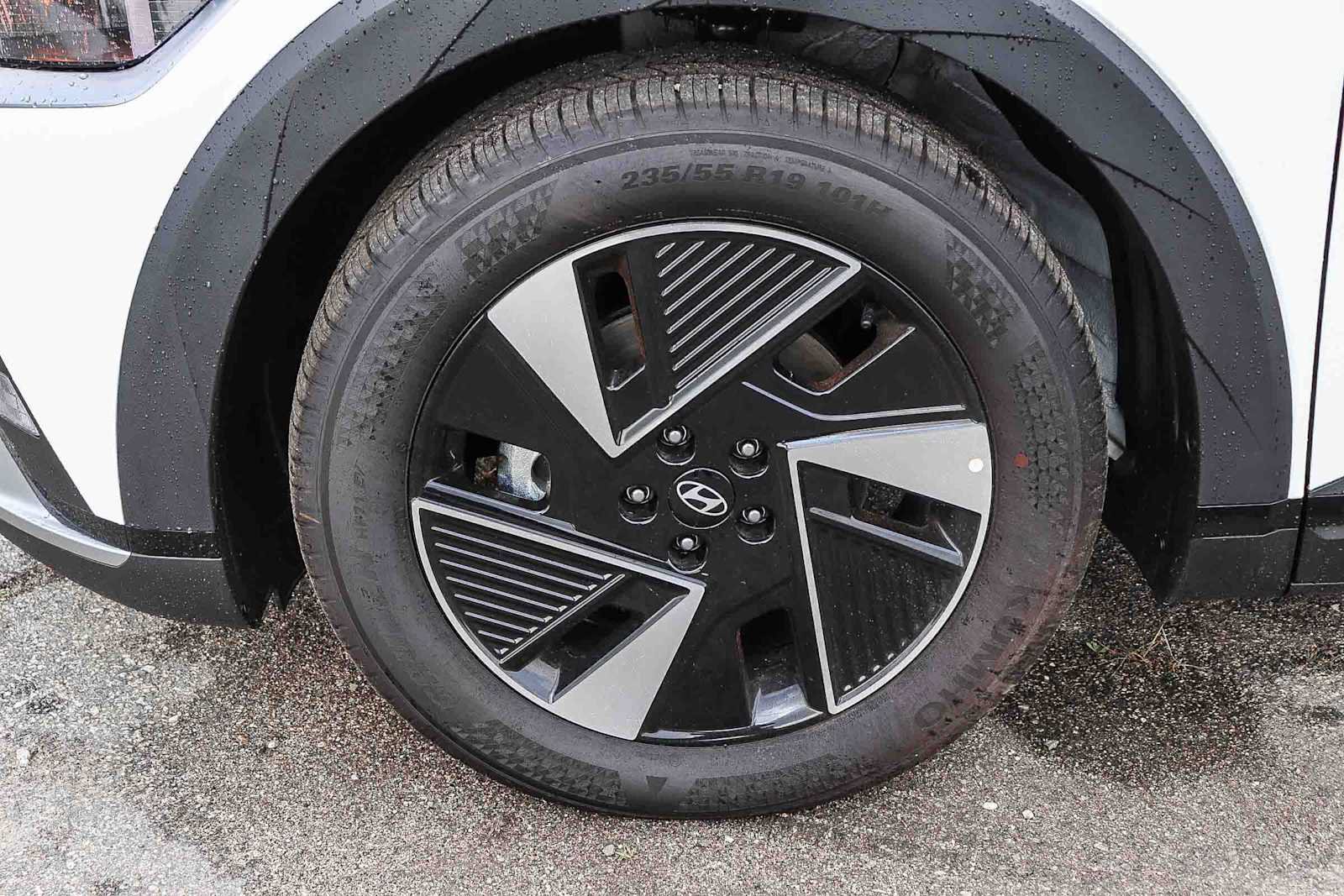 New 2026 Hyundai Ioniq 5 SE RWD image 14