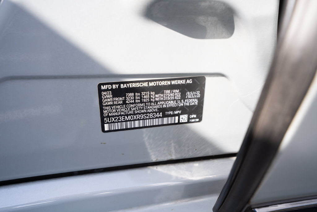 Used 2024 BMW X7 xDrive40i w/ M Sport Package AWD/4WD image 47