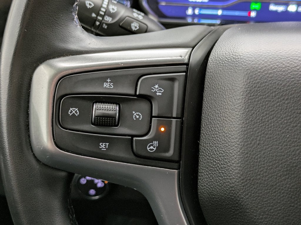 Used 2023 Chevrolet Silverado 1500 LT AWD/4WD image 7