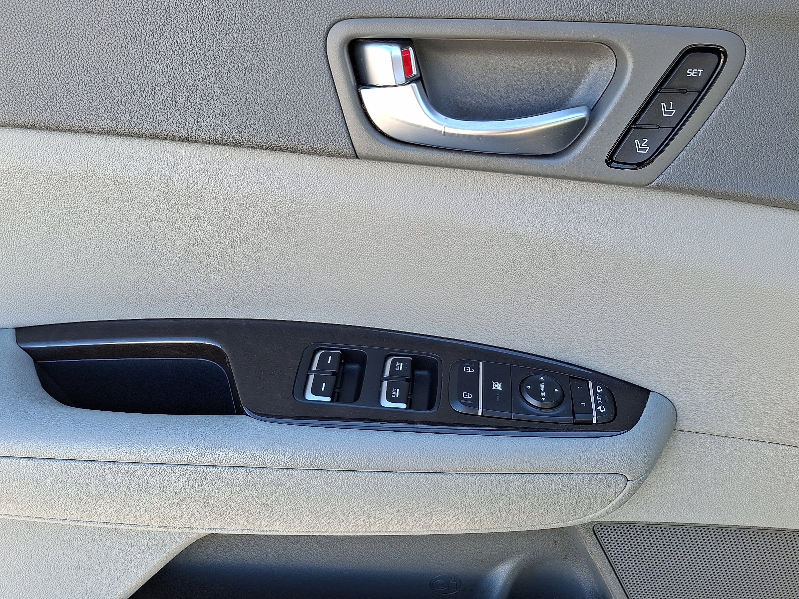 Used 2016 Kia Optima EX image 11