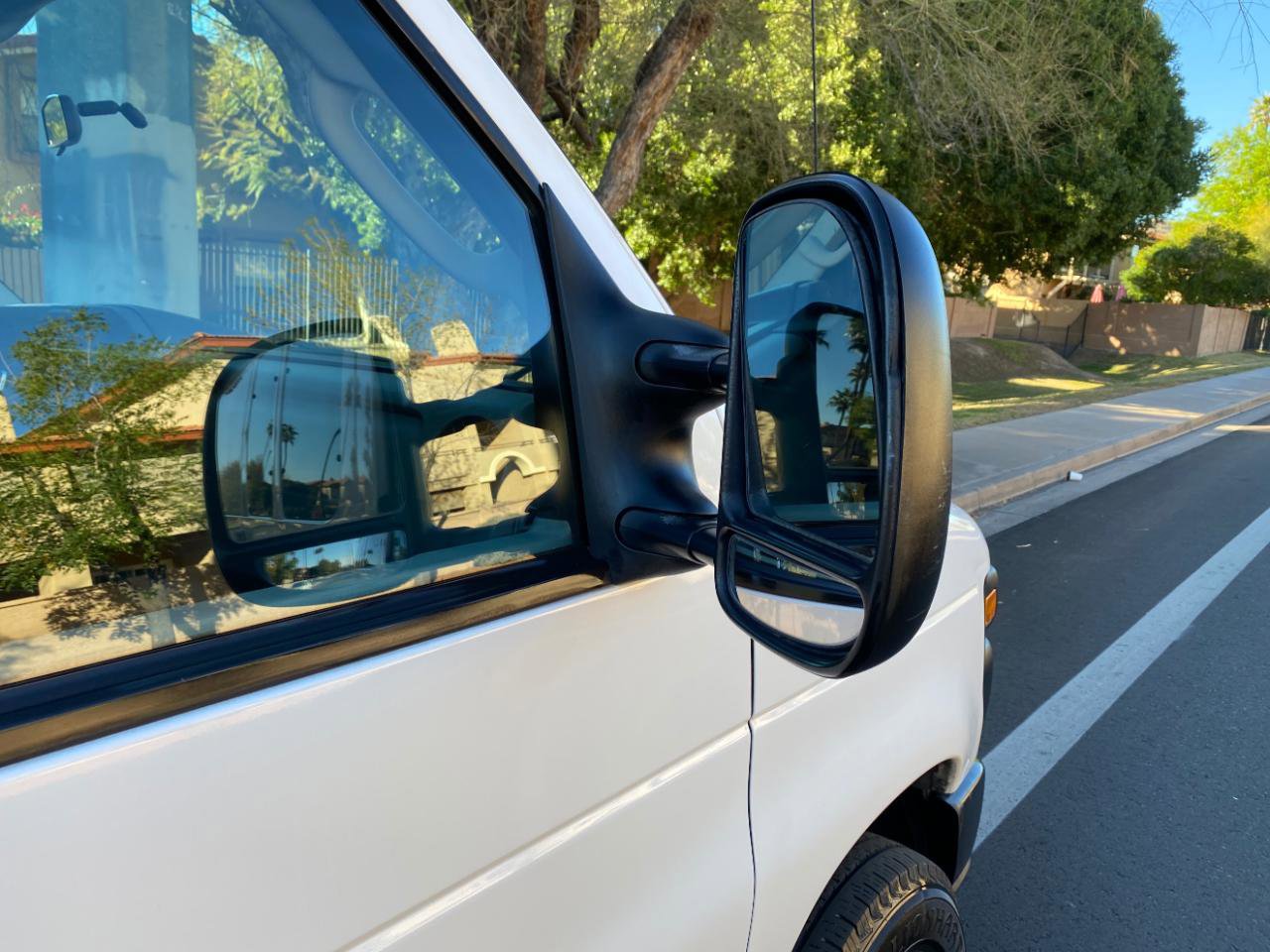 Used 2010 Ford E-250 and Econoline 250 image 11