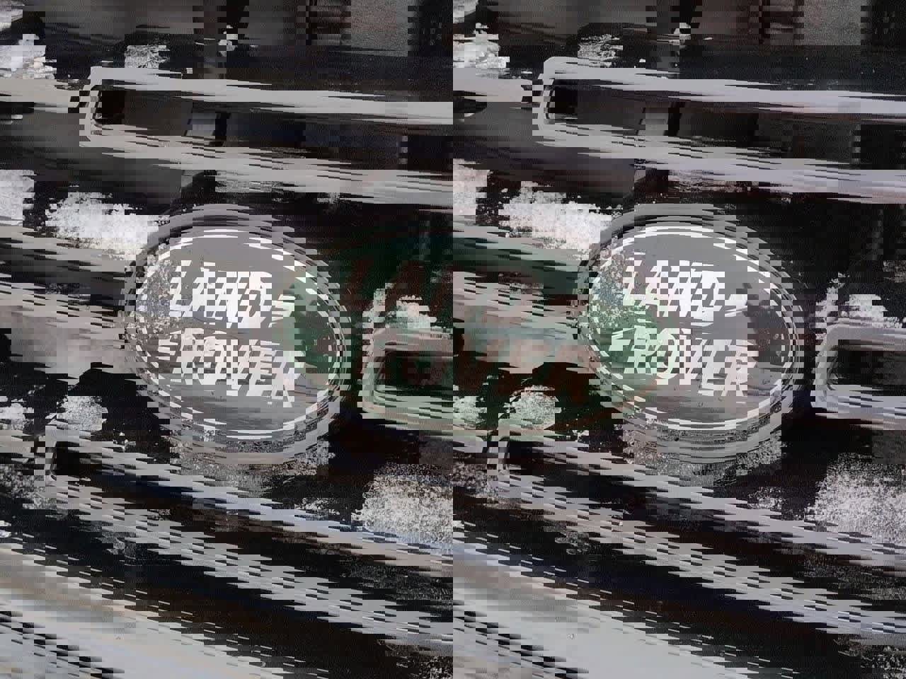 New 2026 Land Rover Range Rover SE image 11