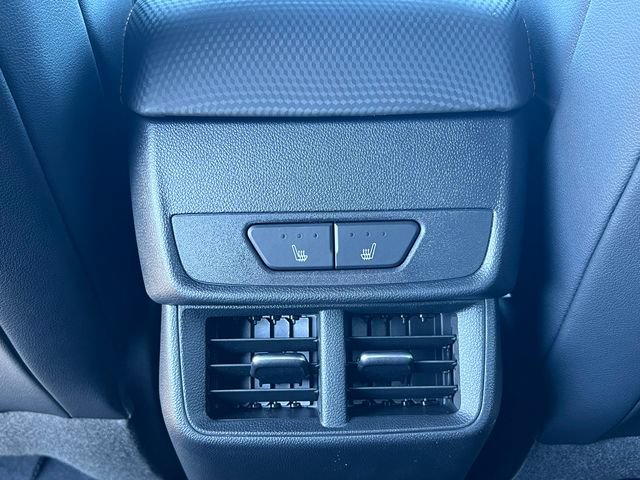 New 2026 Chevrolet Equinox RS w/ Convenience Package III AWD/4WD image 32
