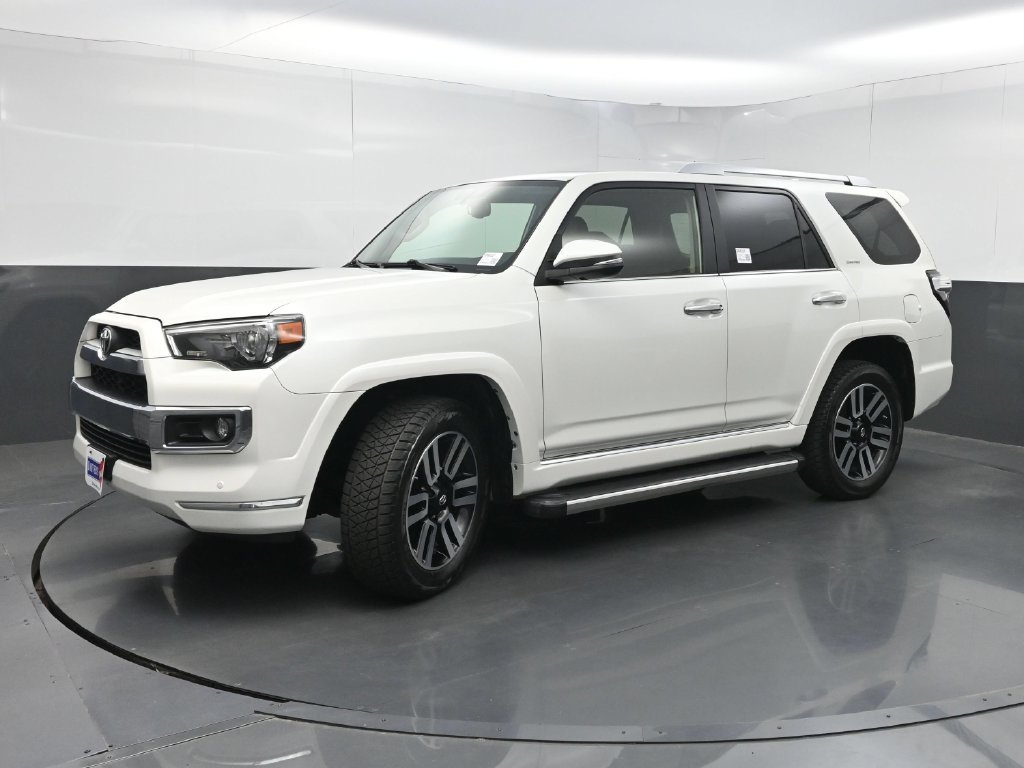 Used 2018 Toyota 4Runner Limited AWD/4WD image 22
