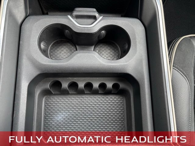 Used 2022 RAM 3500 Laramie w/ Chrome Appearance Group AWD/4WD image 33