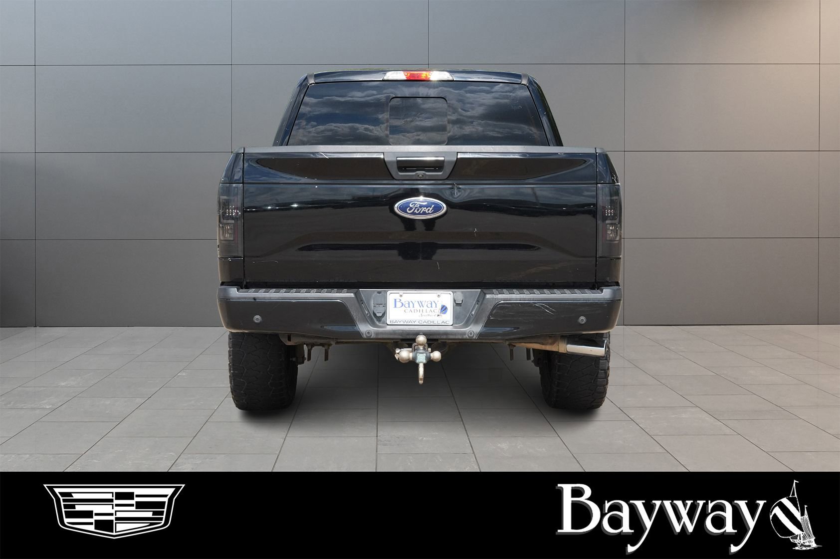 Used 2016 Ford F150 XLT w/ Equipment Group 302A Luxury image 6