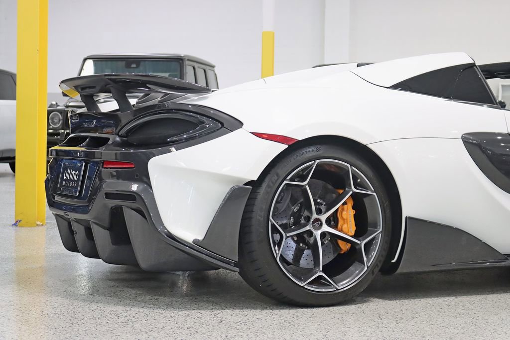 Used 2020 McLaren 600LT Spider RWD image 14
