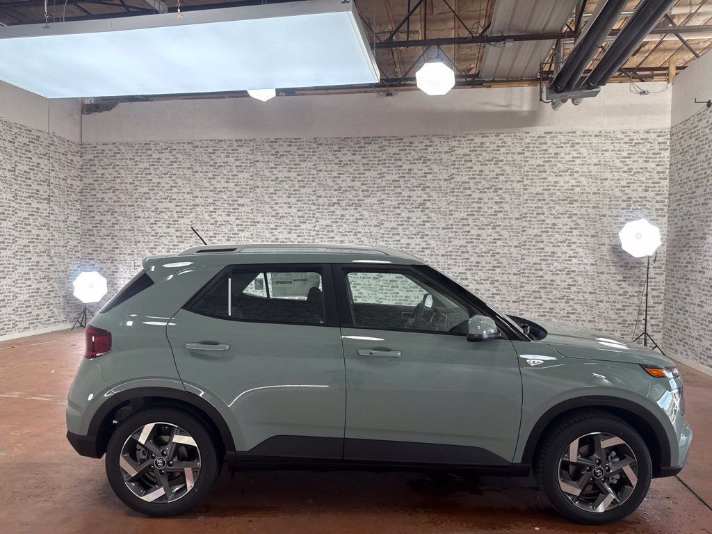 New 2026 Hyundai Venue SEL FWD image 8