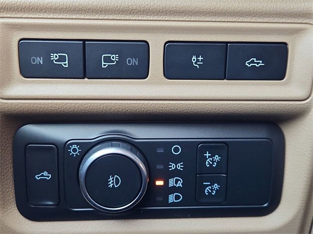 Used 2021 Ford F150 Lariat w/ Equipment Group 502A High image 18