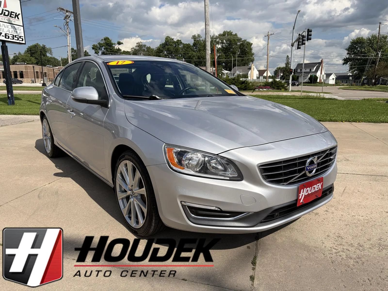 Used 2017 Volvo S60 T5 Inscription