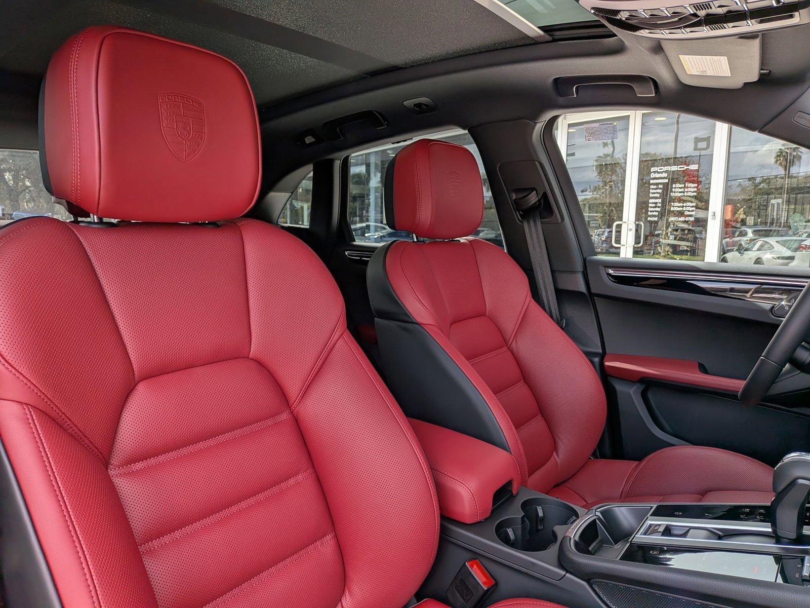 New 2026 Porsche Macan Turbo image 26