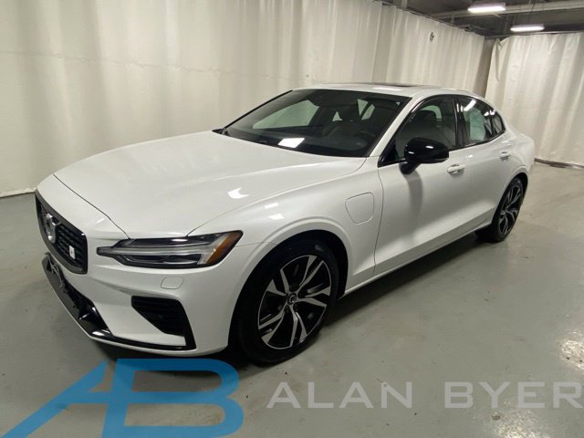 Used 2022 Volvo S60 T8 R-Design