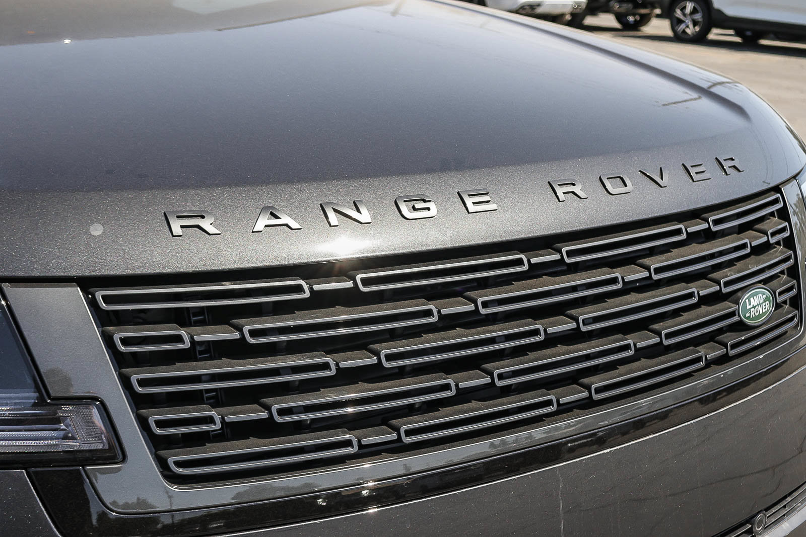 New 2026 Land Rover Range Rover Long Wheelbase SE AWD/4WD image 14