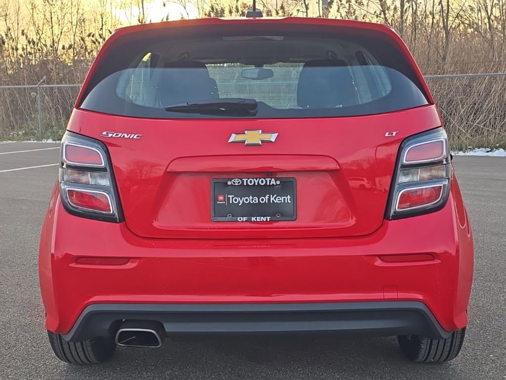 Used 2017 Chevrolet Sonic LT w/ Convenience Package image 8