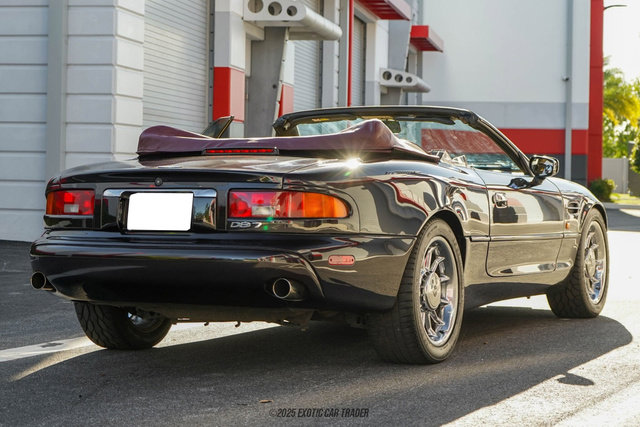 Used 1998 Aston Martin DB7 Volante image 8