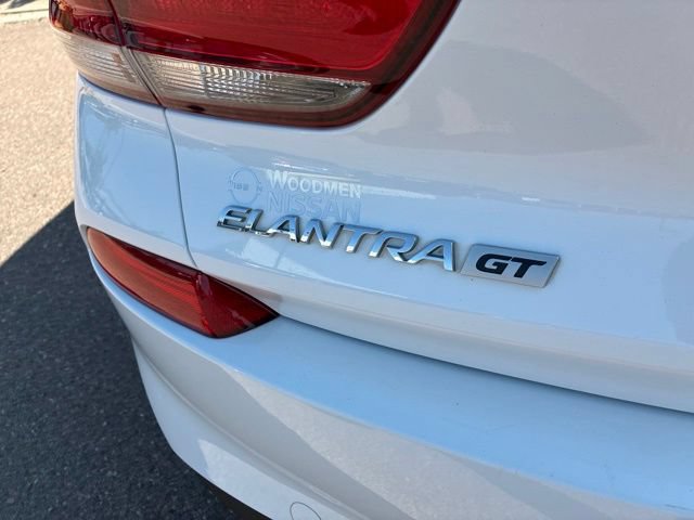 Used 2020 Hyundai Elantra GT FWD image 11