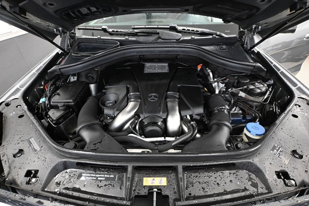 Used 2017 Mercedes-Benz GLS 550 4MATIC image 54