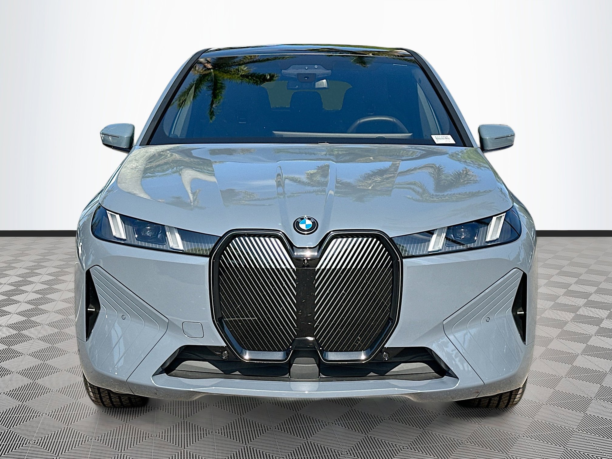 New 2026 BMW iX xDrive60 image 2
