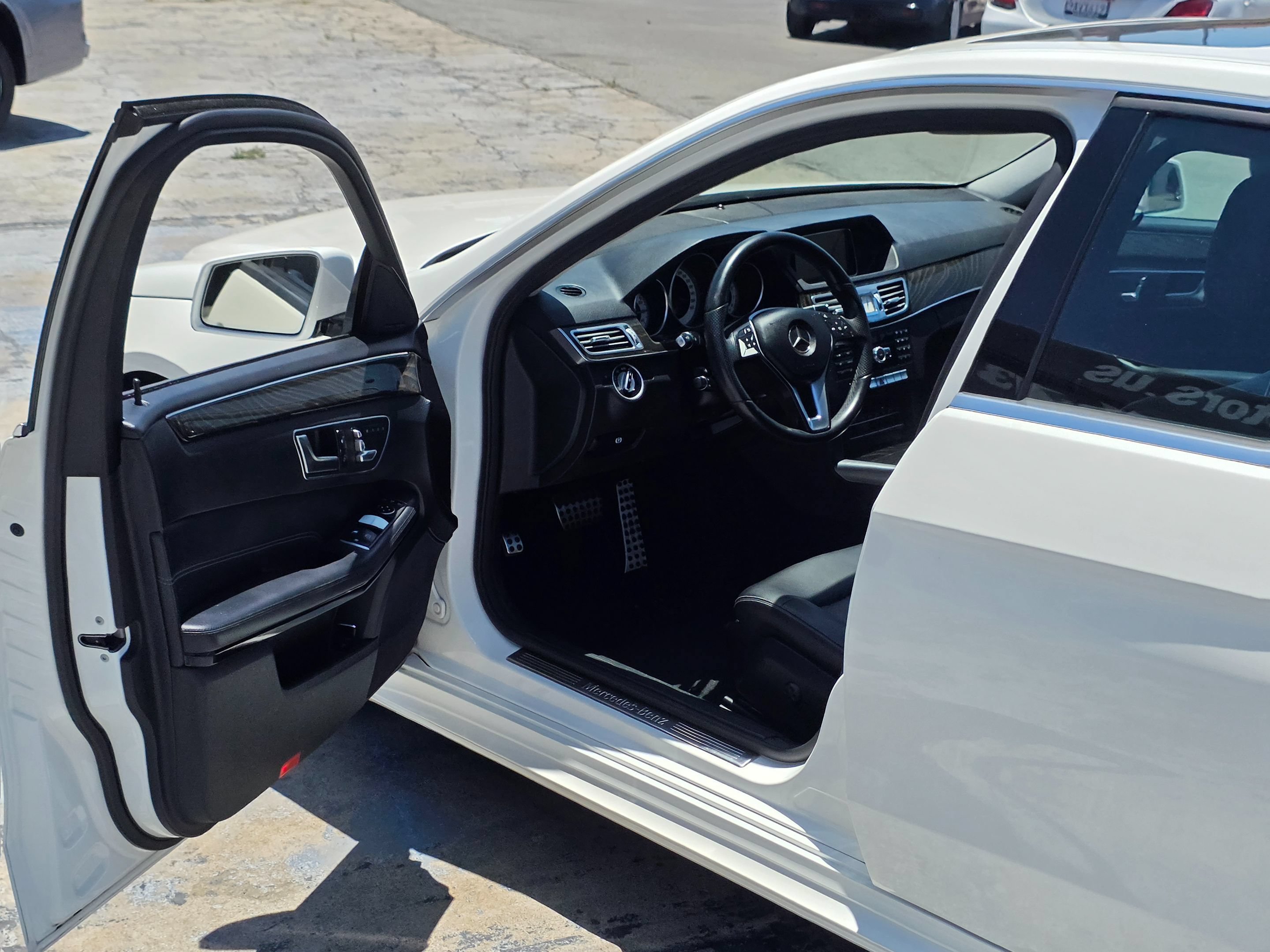 Used 2015 Mercedes-Benz E 350 Sedan w/ Premium 1 Package image 39