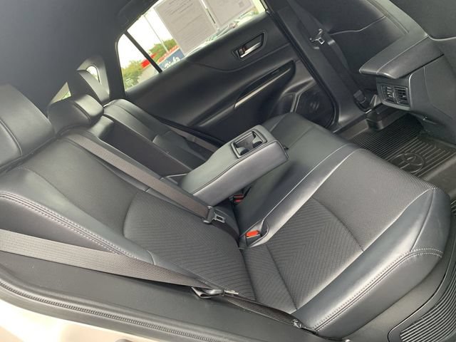 Used 2022 Toyota Venza Limited AWD/4WD image 12