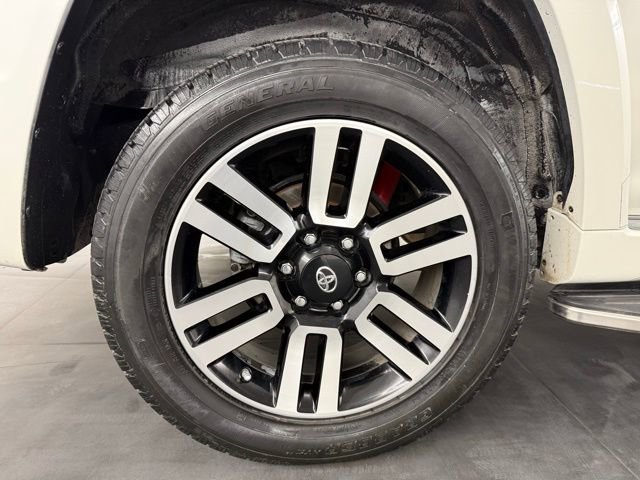 Used 2019 Toyota 4Runner Limited image 11