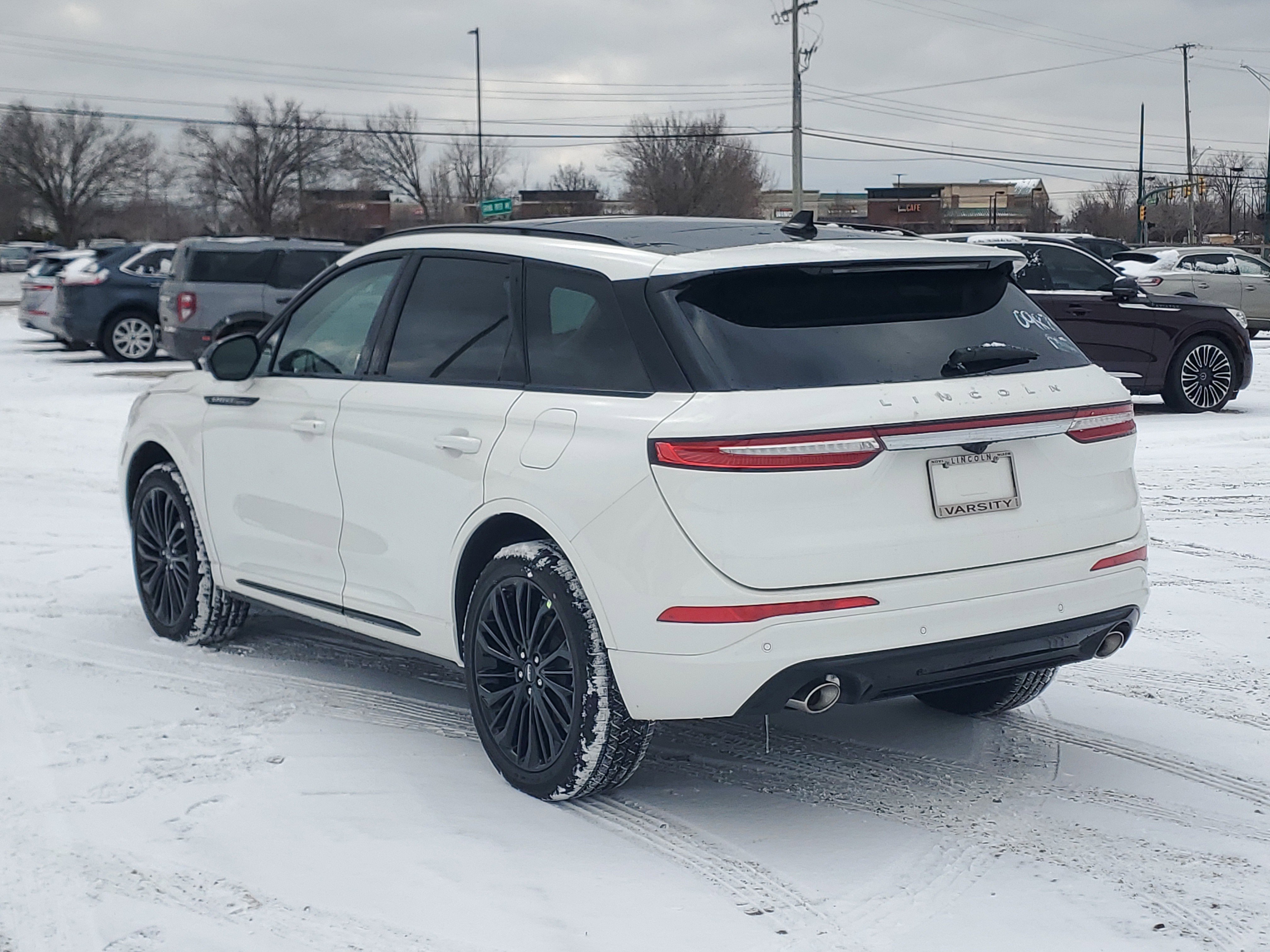 New 2026 Lincoln Corsair Premiere image 3