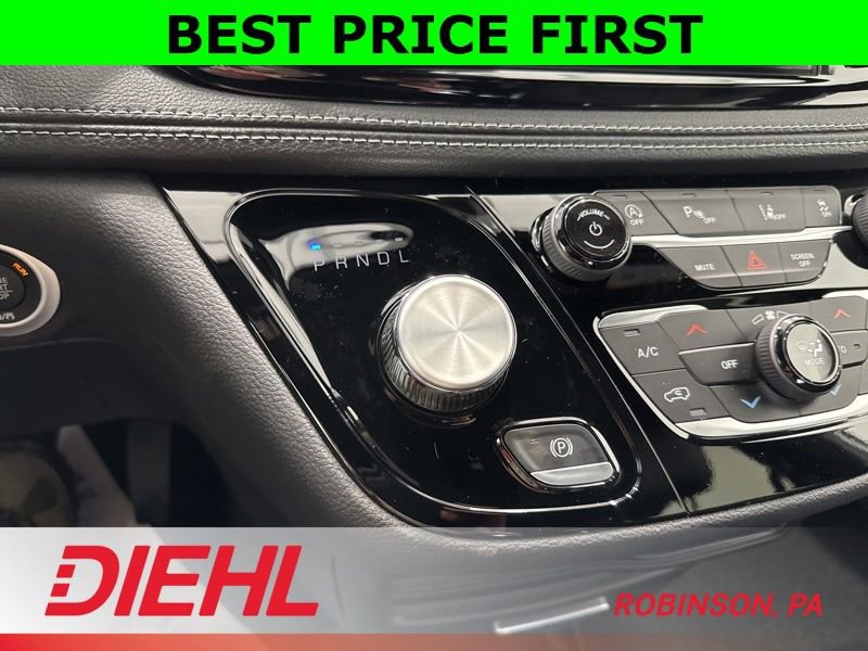 New 2026 Chrysler Pacifica Select image 36