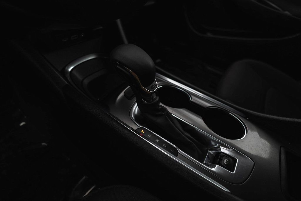 Used 2022 Chevrolet Malibu LT FWD image 14