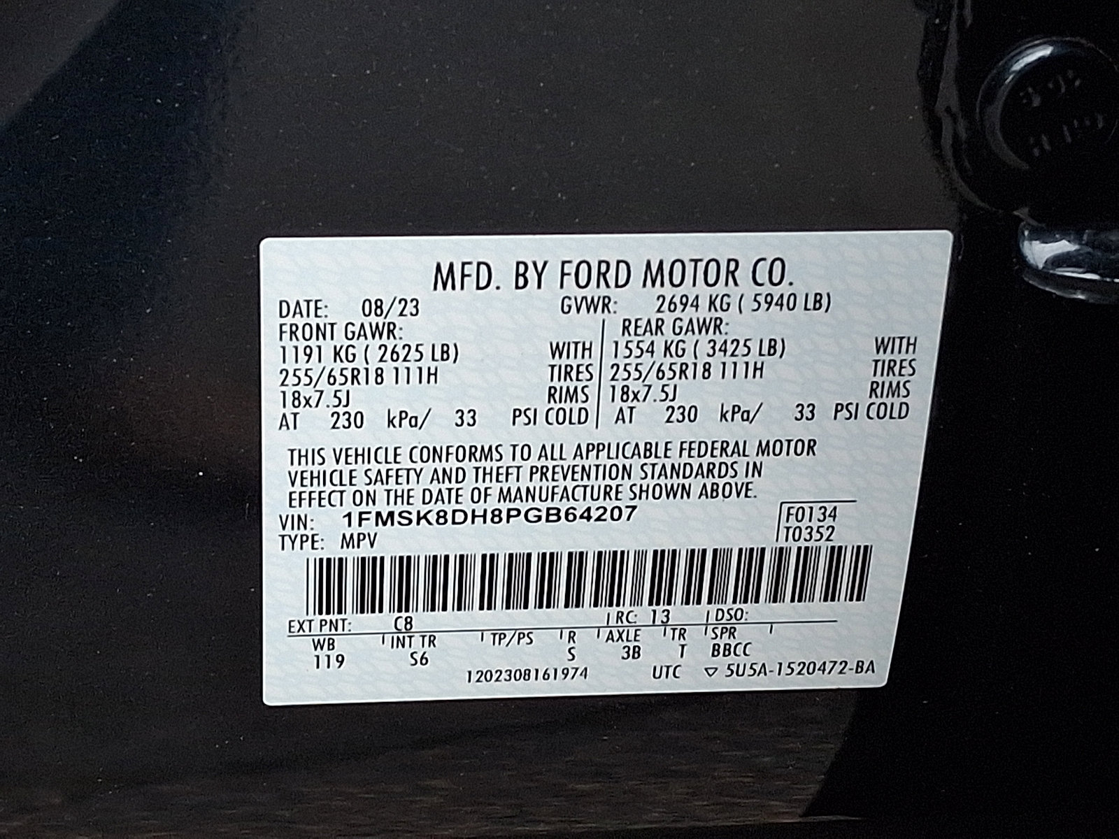 Used 2023 Ford Explorer XLT w/ Equipment Group 202A AWD/4WD image 27