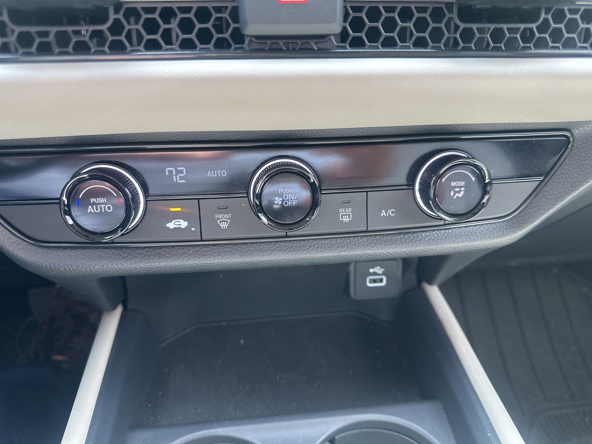 Used 2025 Honda HR-V LX image 22