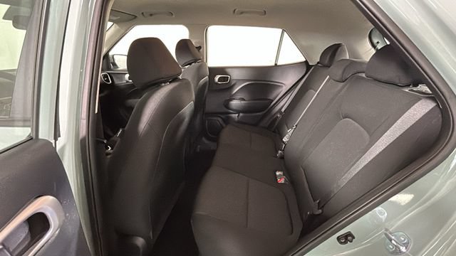 Certified 2026 Hyundai Venue SE FWD image 25
