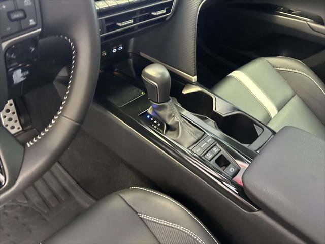 Certified 2025 Toyota Camry SE FWD image 21