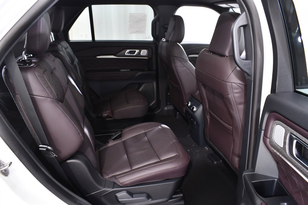 New 2026 Ford Explorer Platinum w/ LUX Leather Package image 19