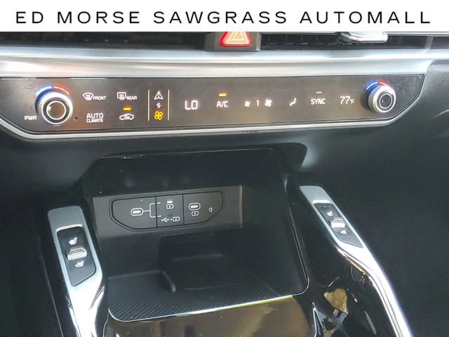 Used 2024 Kia Sorento SX image 28
