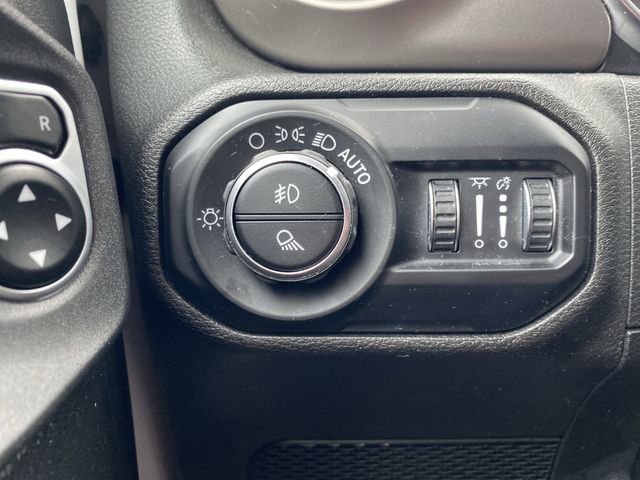 Used 2020 Jeep Gladiator Sport w/ Quick Order Package 24S image 21