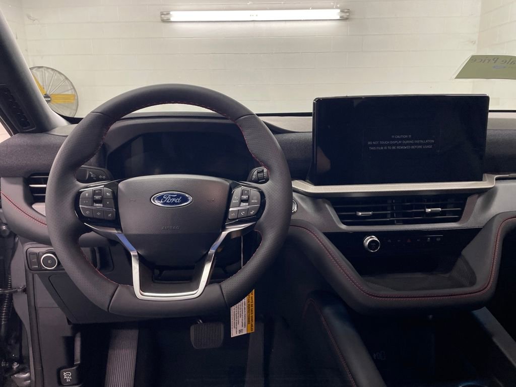 New 2026 Ford Explorer ST-Line w/ ST-Line Street Pack image 8