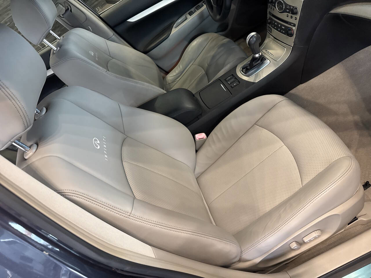 Used 2007 INFINITI G35 Journey w/ Premium Pkg image 19