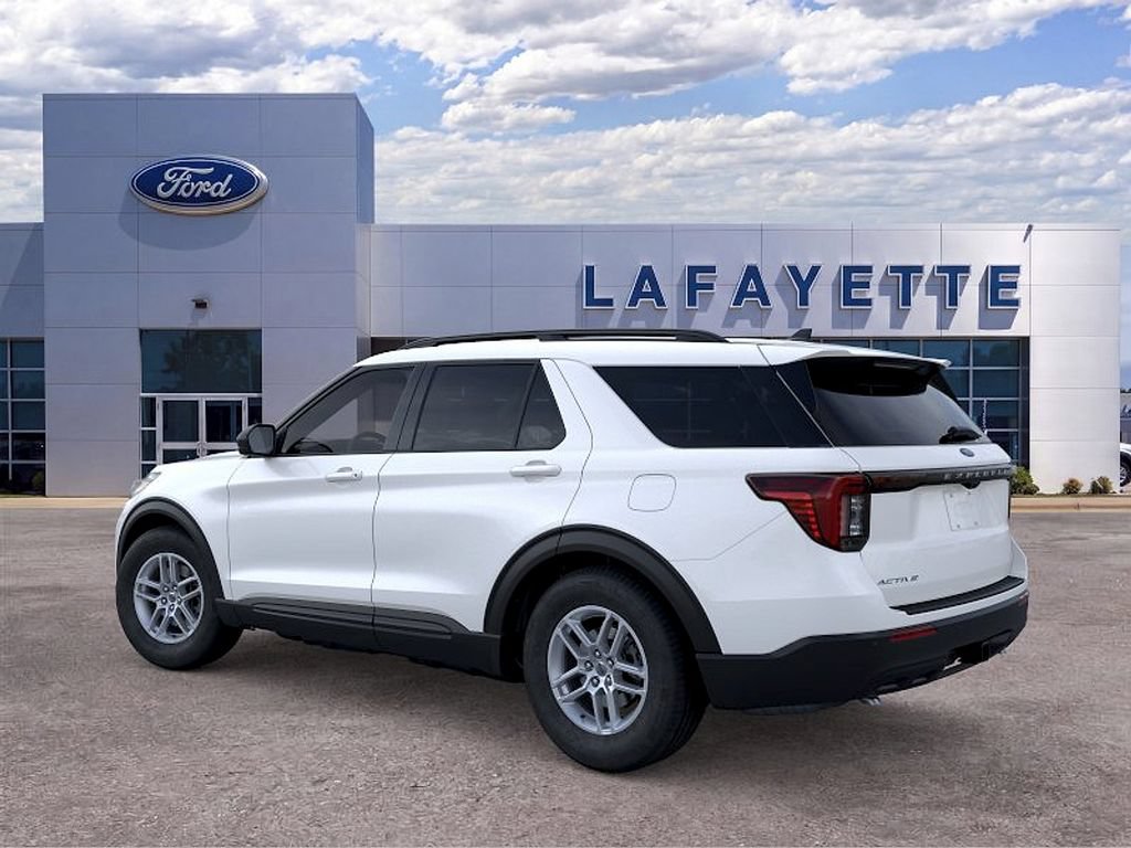 New 2026 Ford Explorer Active RWD image 4