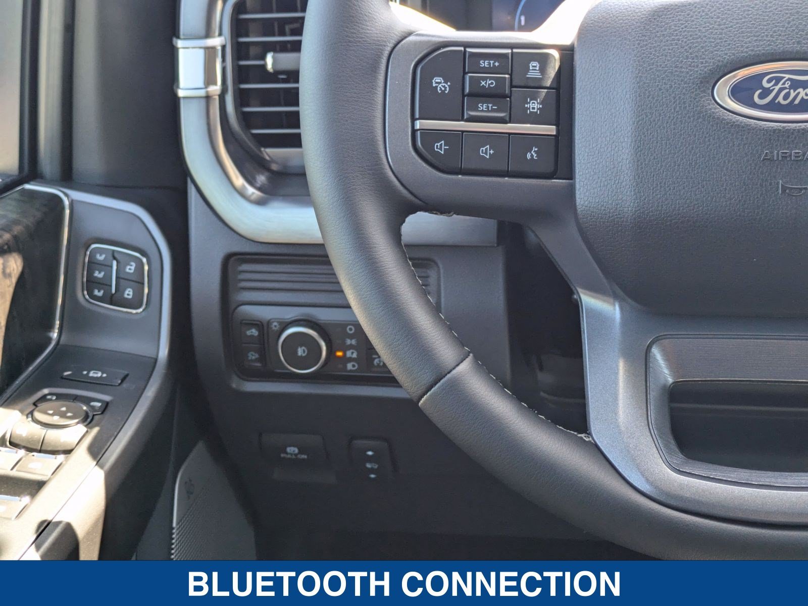 New 2025 Ford F250 Lariat w/ Lariat Ultimate Package AWD/4WD image 46