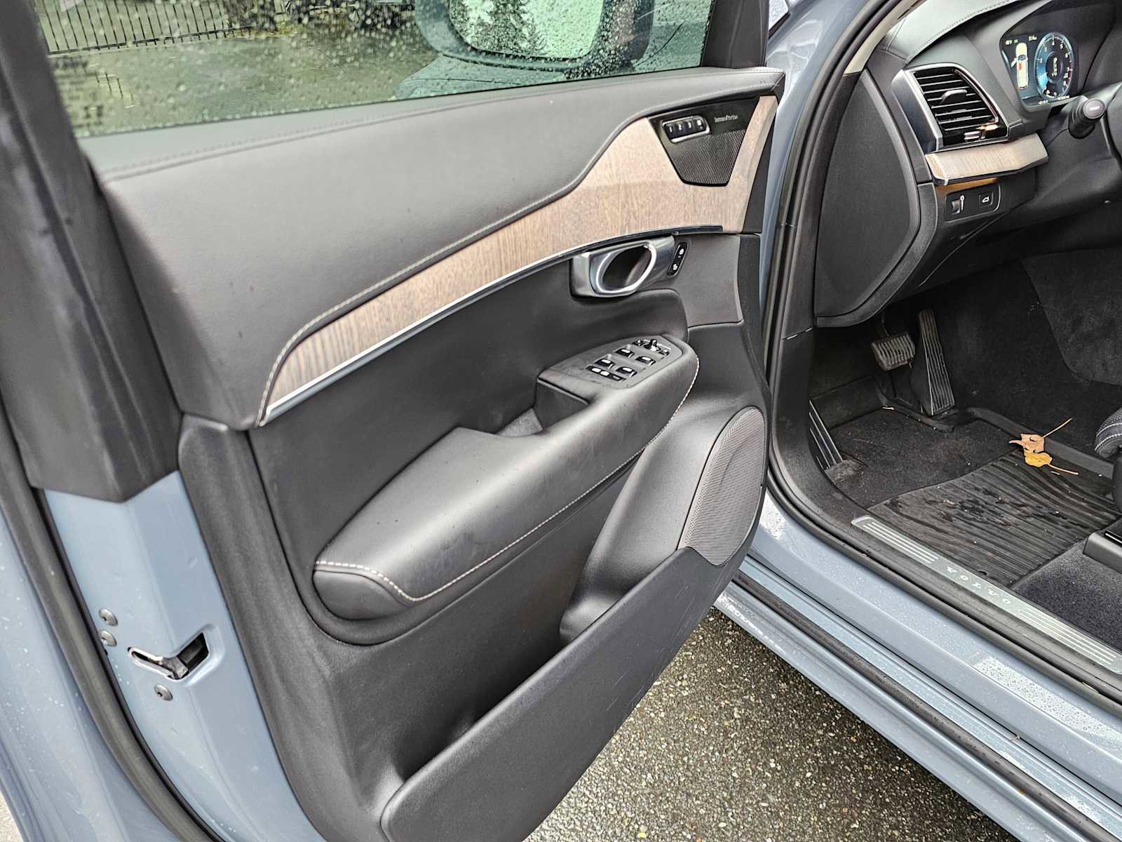 Certified 2022 Volvo XC90 T6 Inscription w/ Climate Package image 22