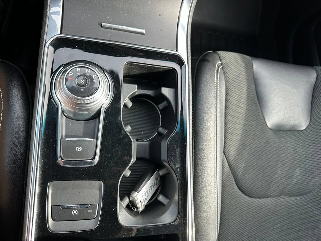 Used 2020 Ford Edge ST w/ Cold Weather Package AWD/4WD image 12