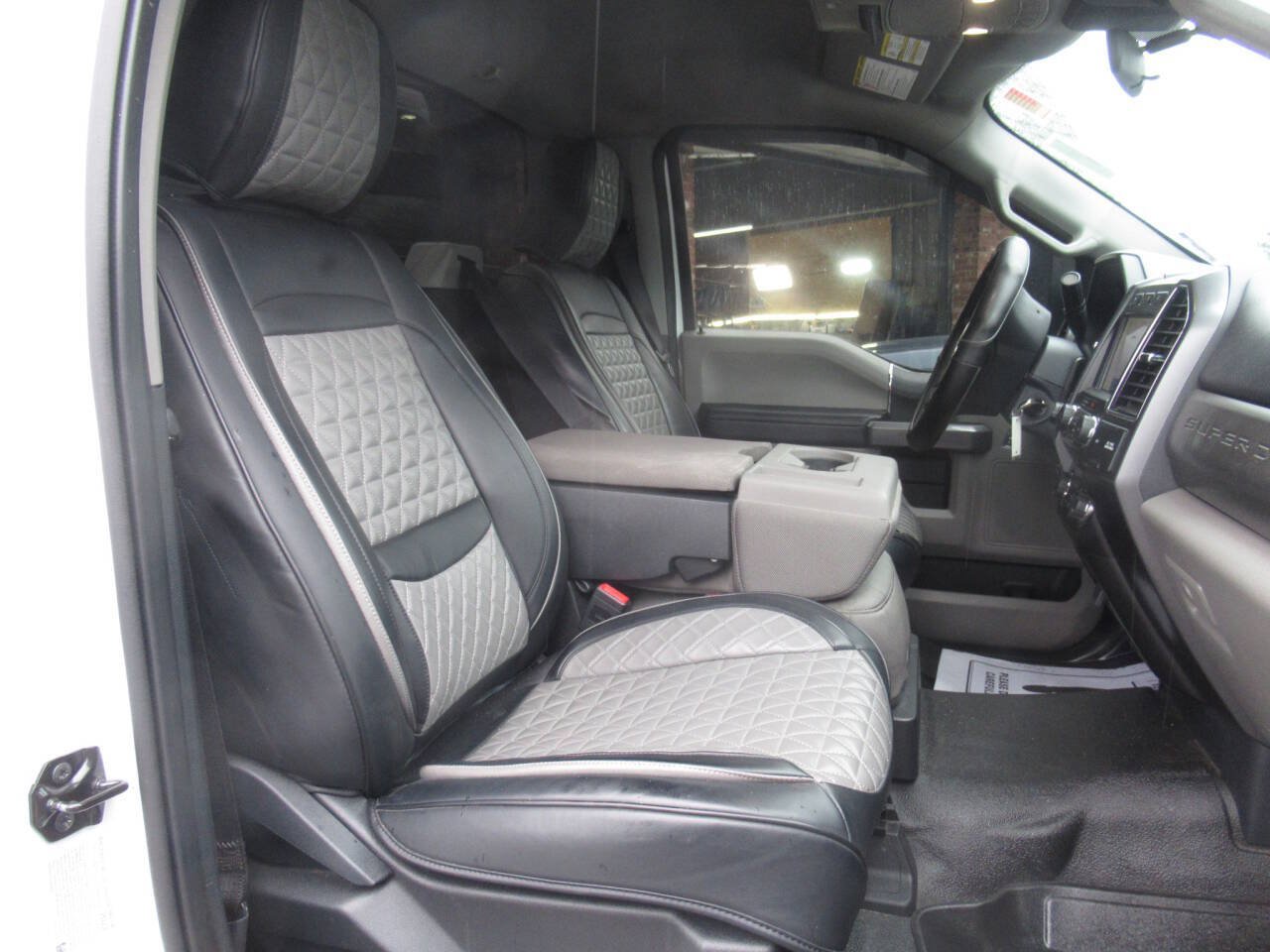 Used 2022 Ford F350 XLT w/ XLT Value Package AWD/4WD image 11
