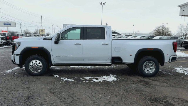 New 2026 GMC Sierra 3500 Denali Ultimate image 5