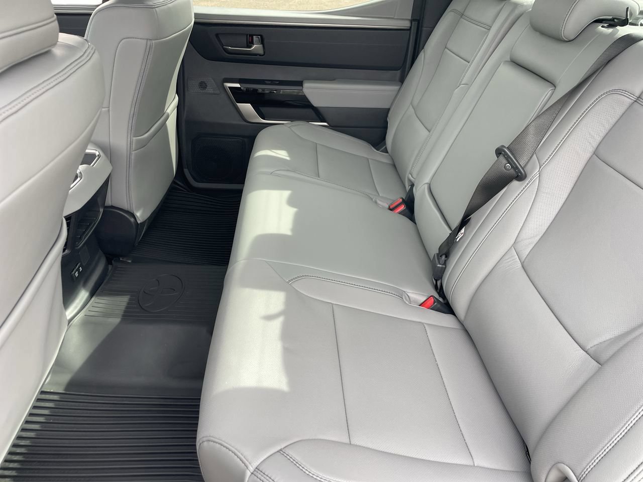 New 2026 Toyota Tundra Limited AWD/4WD image 21