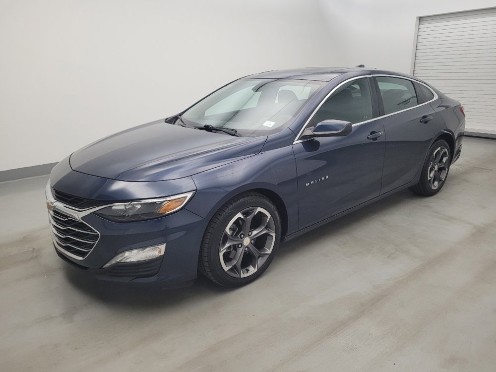 Used 2022 Chevrolet Malibu LT FWD image 2