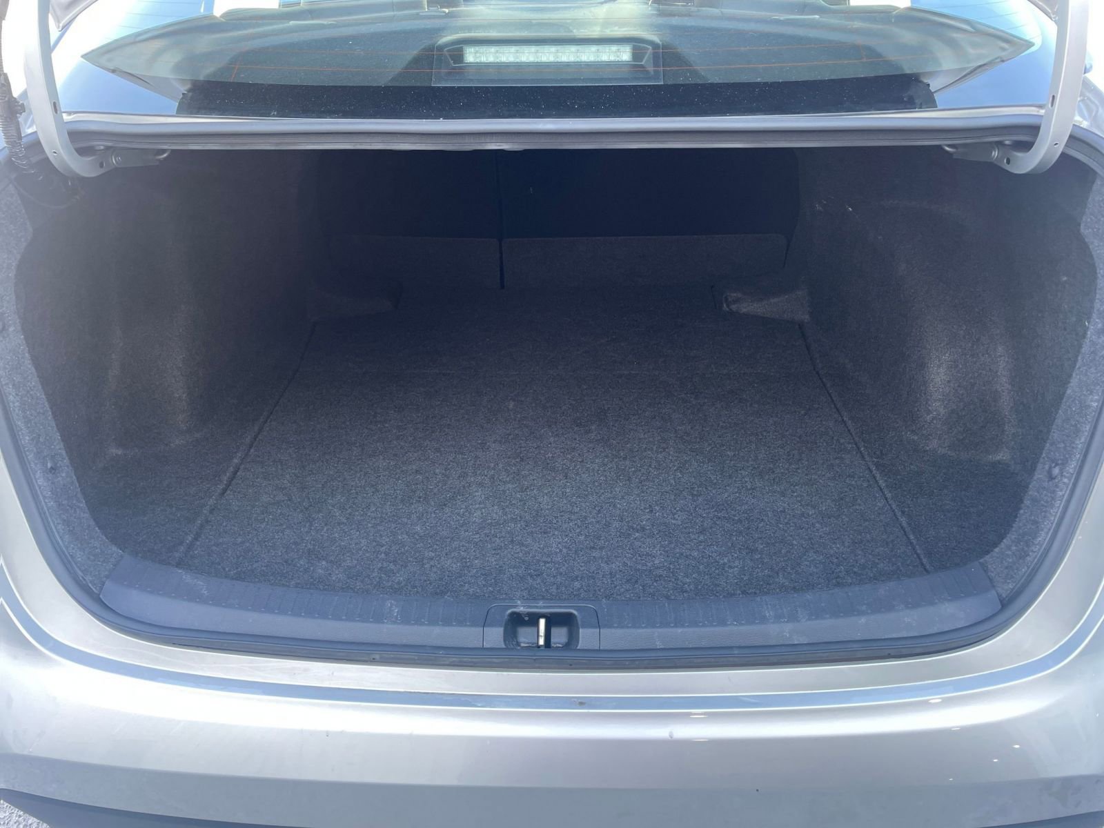 Used 2025 Toyota Corolla LE image 29