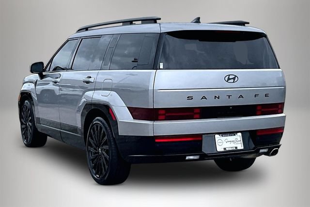 Used 2025 Hyundai Santa Fe Calligraphy FWD image 4