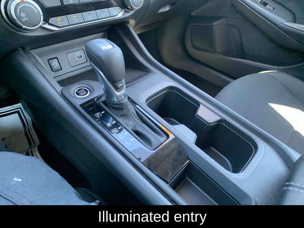 Used 2025 Nissan Sentra S FWD image 23