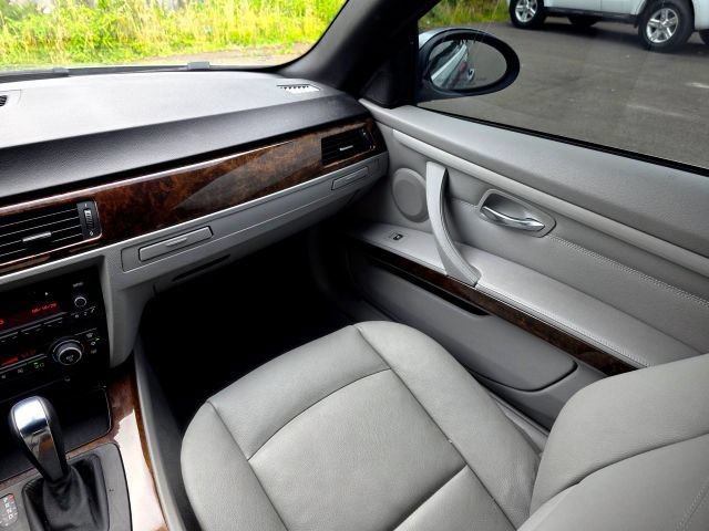 Used 2009 BMW 328i Convertible RWD image 33
